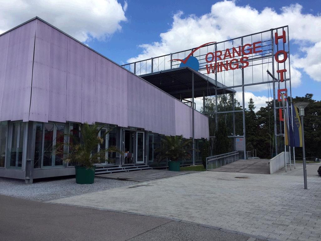 Hotel Orange Wings Krems Exterior foto