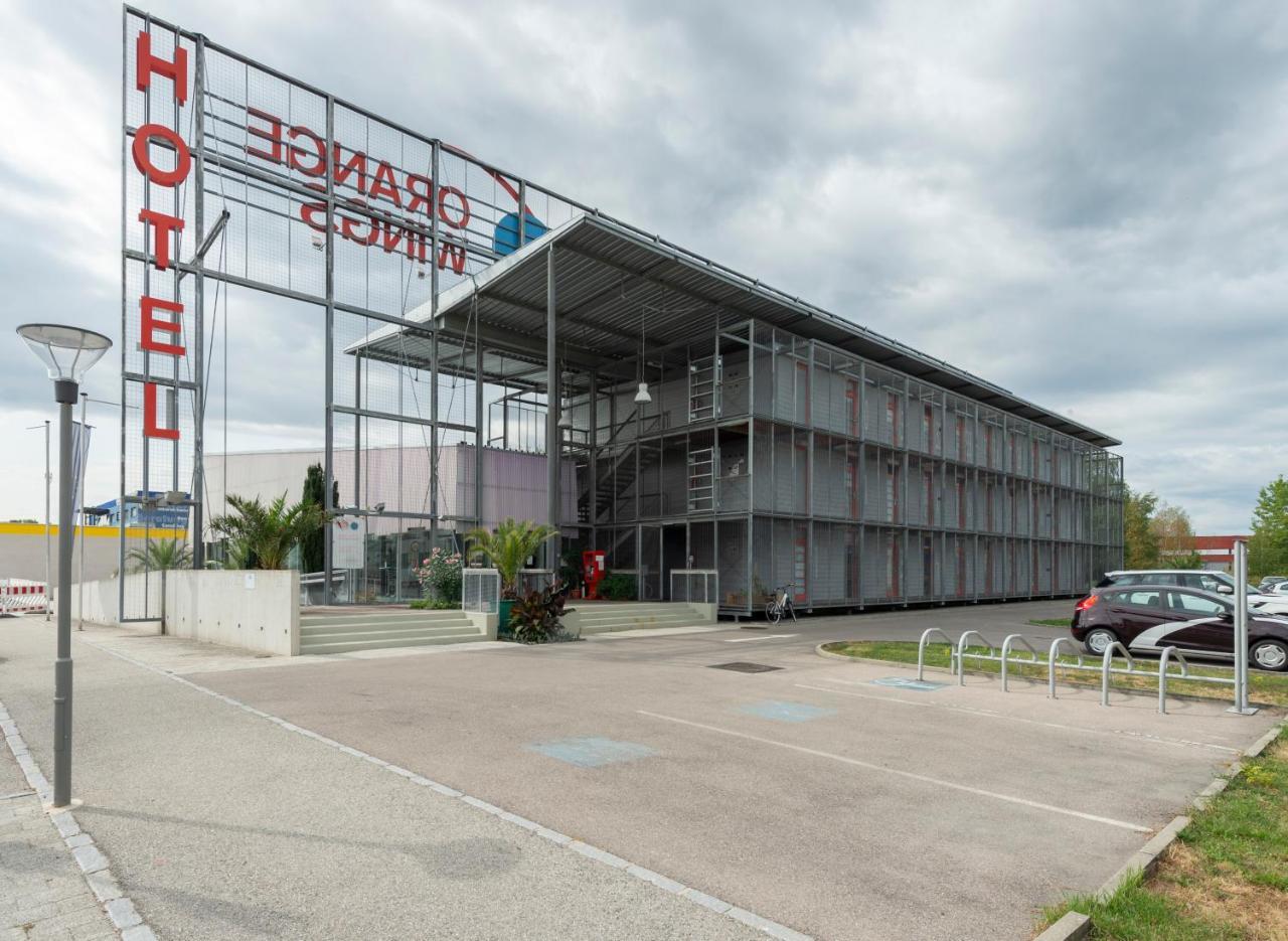 Hotel Orange Wings Krems Exterior foto