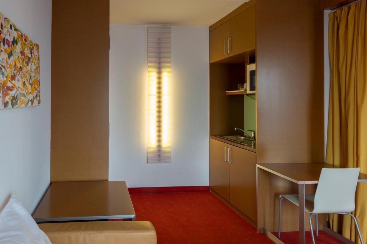 Hotel Orange Wings Krems Exterior foto
